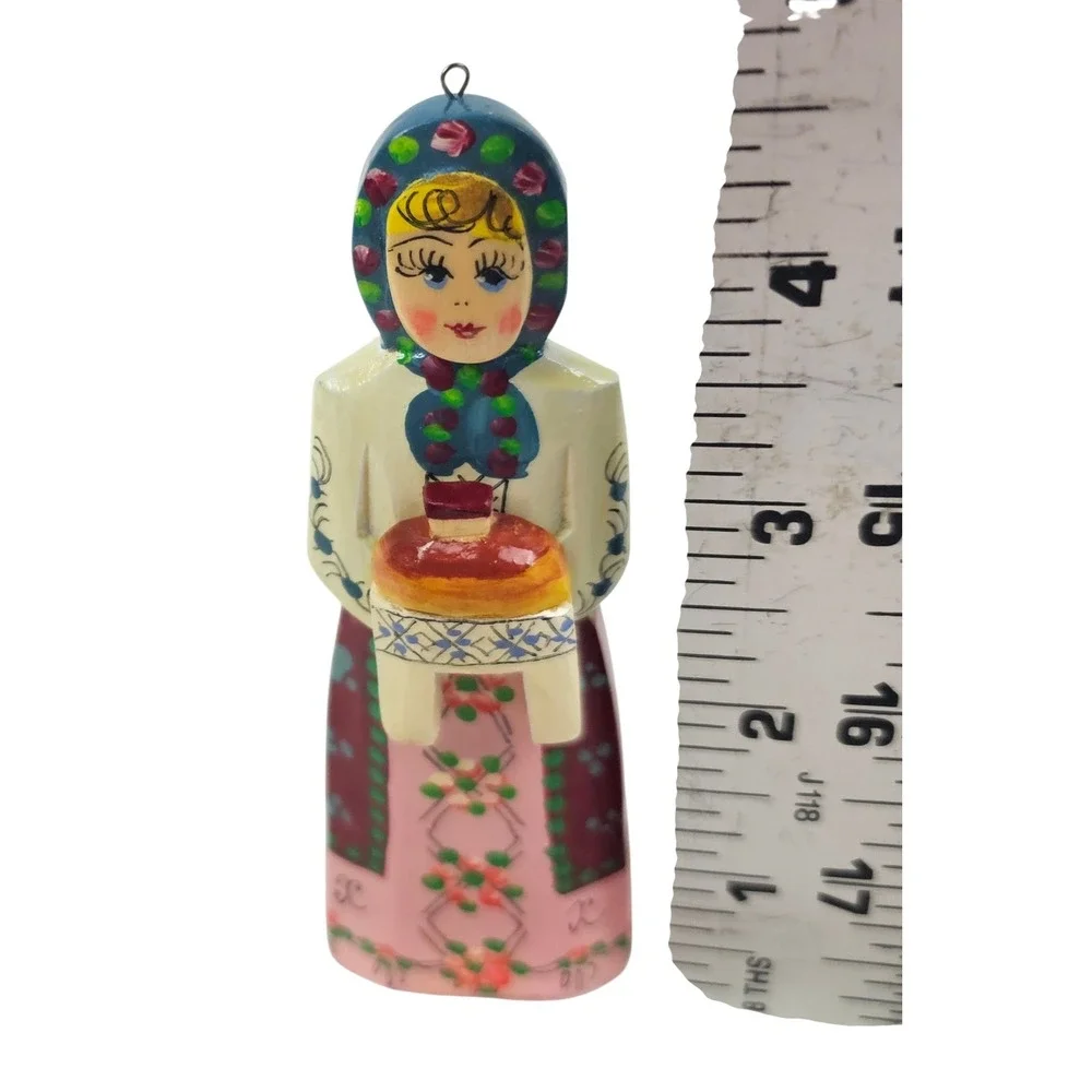 Hand Painted Russian Folk Art Wooden Woman Figurine Babushka Ornament 4.5 inch
